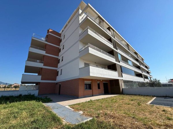 appartamento in vendita a Roma in zona Romanina