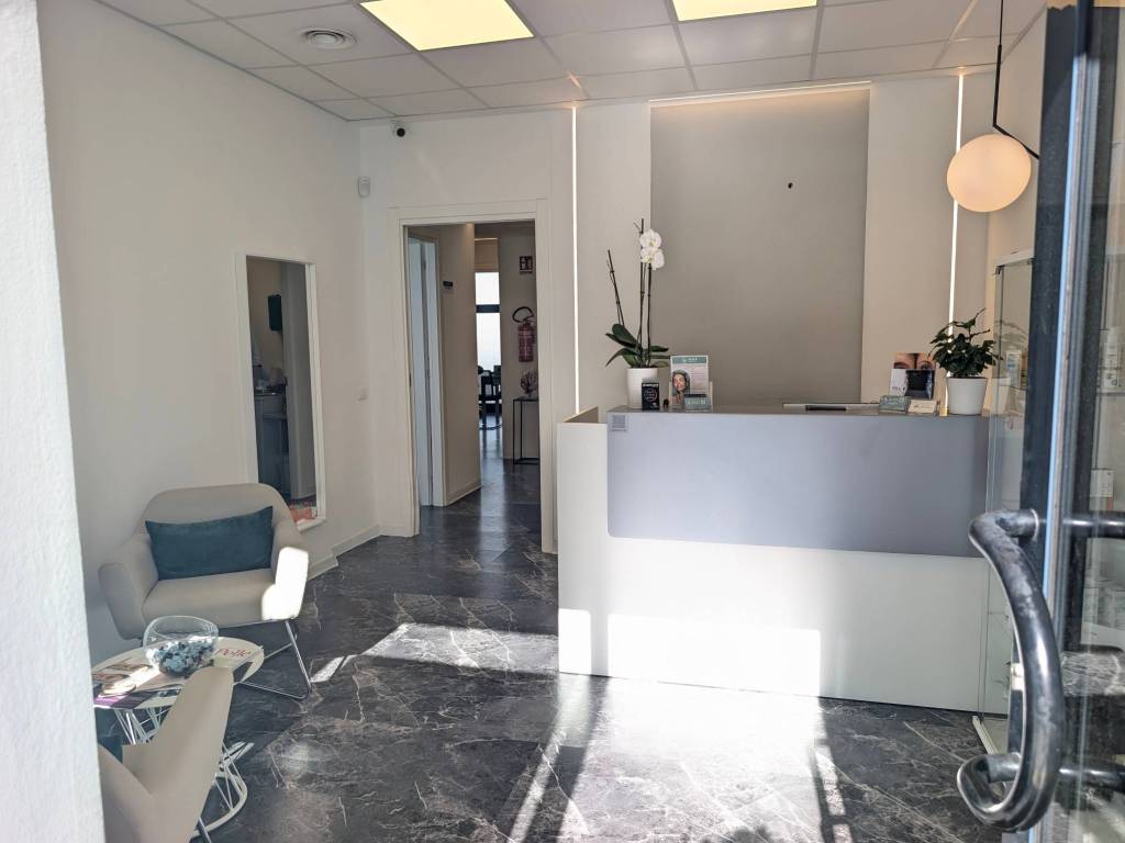 negozio in vendita a Roma in zona Mezzocammino