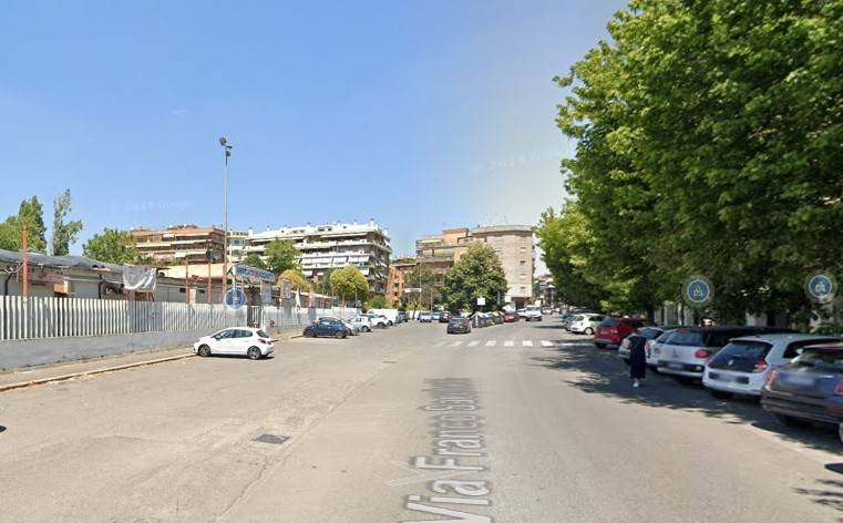 negozio in vendita a Roma in zona Monte Sacro/Talenti