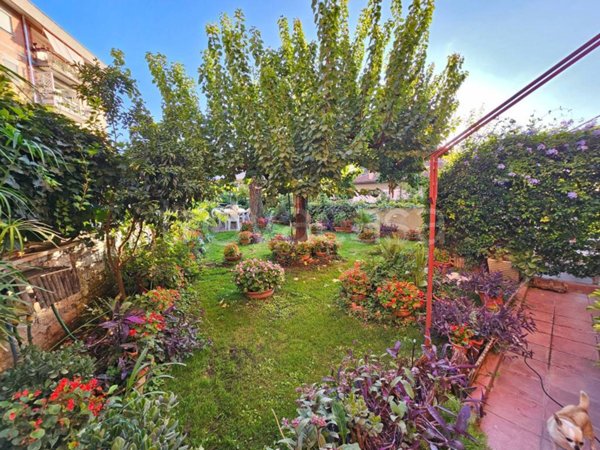 appartamento in vendita a Roma in zona Labaro