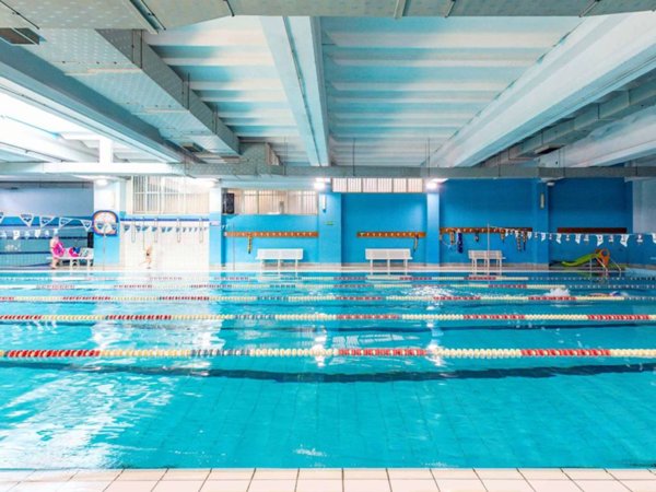 negozio in vendita a Roma in zona Finocchio