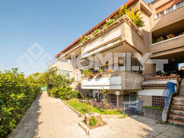appartamento in vendita a Roma in zona Grottarossa