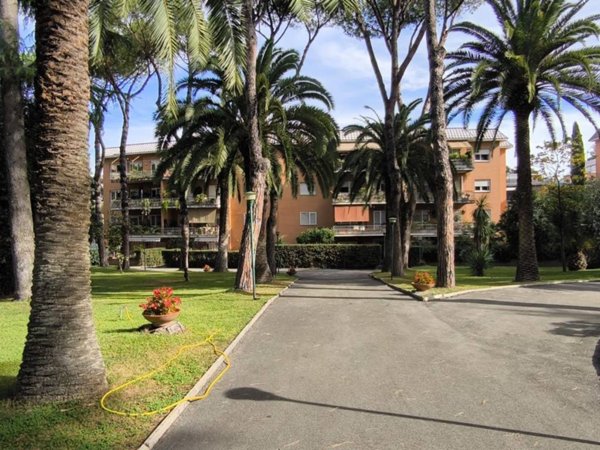 appartamento in vendita a Roma in zona Gianicolense