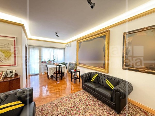 appartamento in vendita a Roma in zona Ostiense