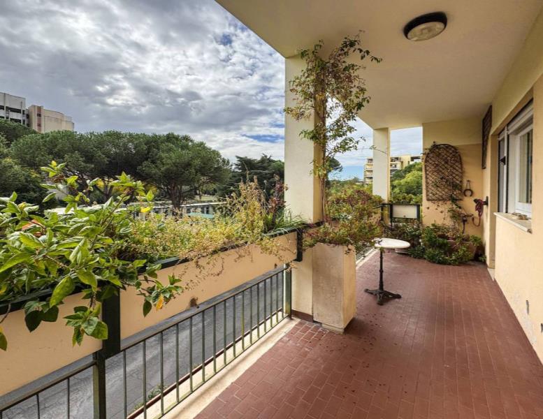 appartamento in vendita a Roma in zona Giuliano Dalmata