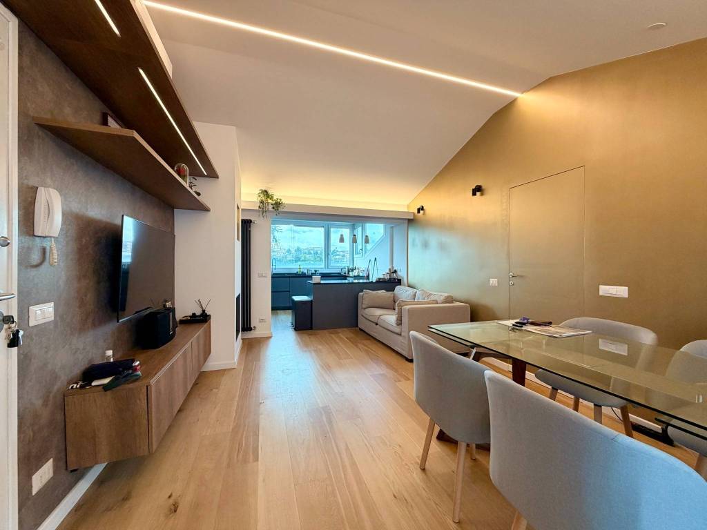 appartamento in vendita a Roma in zona Torrino