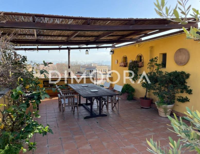 appartamento in vendita a Roma in zona Gianicolense