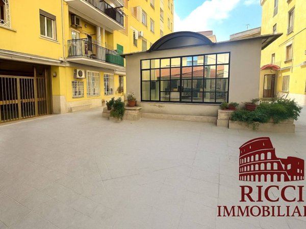 appartamento in vendita a Roma in zona Cinecittà