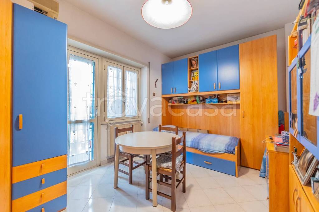 appartamento in vendita a Roma in zona Appio Claudio