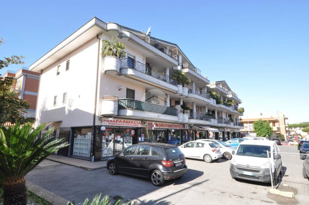 appartamento in vendita a Roma in zona Finocchio