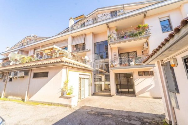 appartamento in vendita a Roma in zona Finocchio