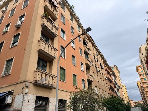 appartamento in vendita a Roma in zona Tuscolano