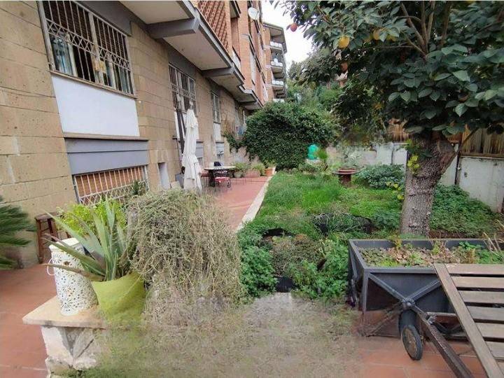appartamento in vendita a Roma in zona Giuliano Dalmata