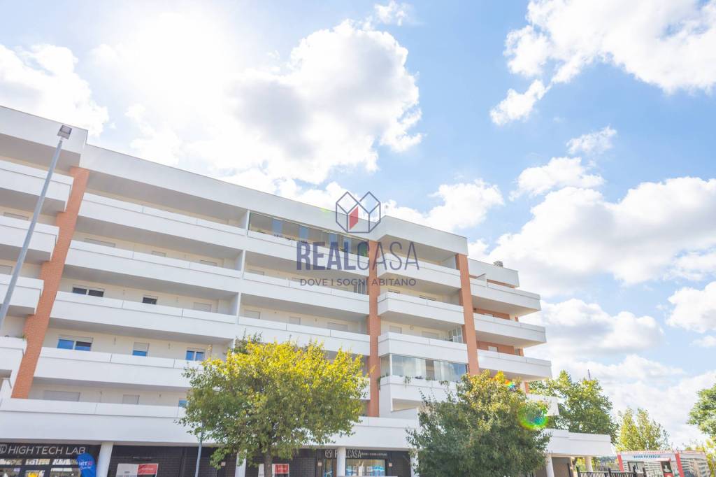 appartamento in vendita a Roma in zona Romanina