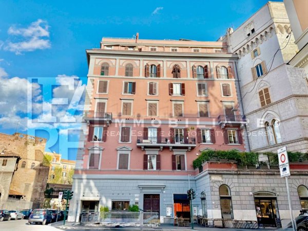 appartamento in vendita a Roma in zona Ludovisi/Sallustiano