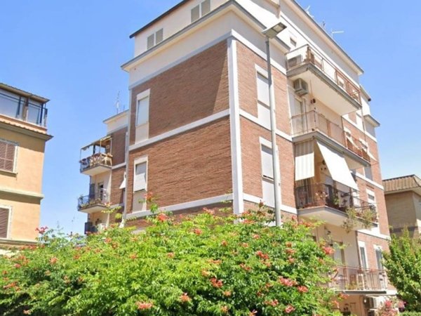 appartamento in vendita a Roma in zona Portuense