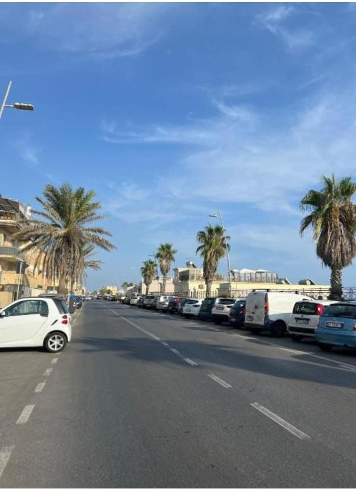 appartamento in vendita a Roma in zona Ostia