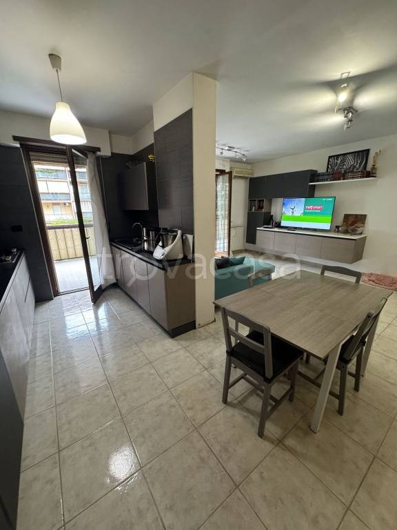 appartamento in vendita a Roma in zona Torrino