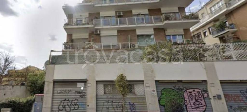 appartamento in vendita a Roma in zona Gianicolense