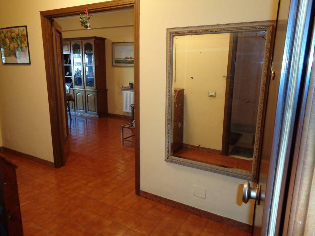 appartamento in vendita a Roma in zona Cinecittà