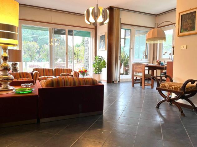 appartamento in vendita a Roma in zona Casal Palocco