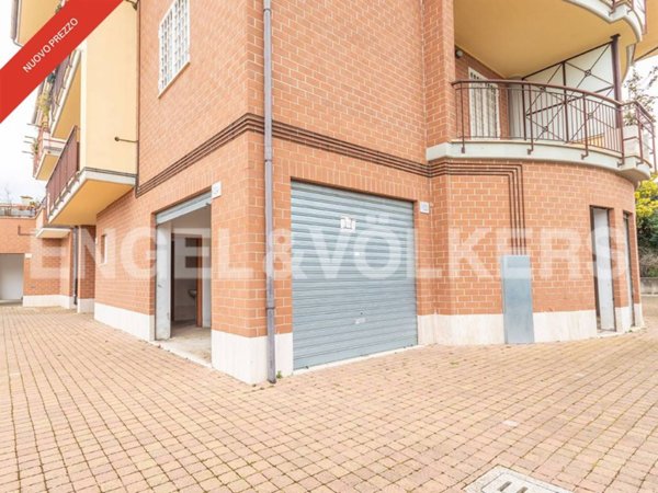 negozio in vendita a Roma in zona Esquilino