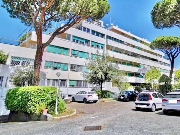 appartamento in vendita a Roma in zona Casal Palocco