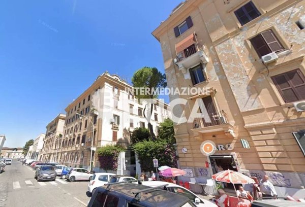 appartamento in vendita a Roma in zona Ostiense