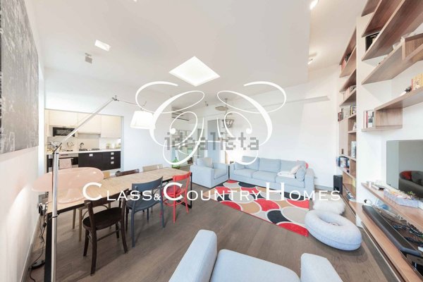 appartamento in vendita a Roma in zona Ostiense