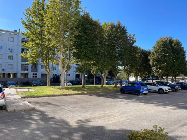 appartamento in vendita a Roma in zona Acilia