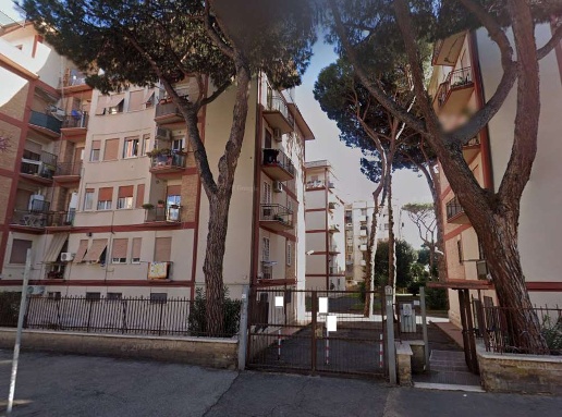appartamento in vendita a Roma in zona Ostia
