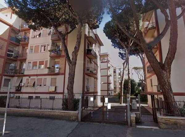appartamento in vendita a Roma in zona Ostia