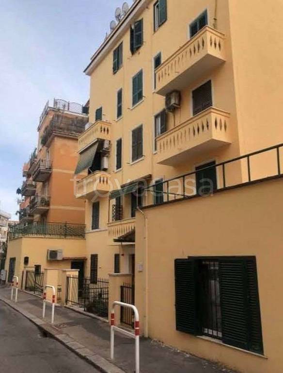 appartamento in vendita a Roma in zona Gianicolense