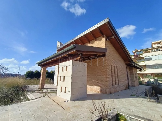 casa indipendente in vendita a Roma in zona Torrino