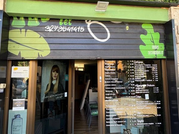 negozio in vendita a Roma in zona Prenestino-Centocelle