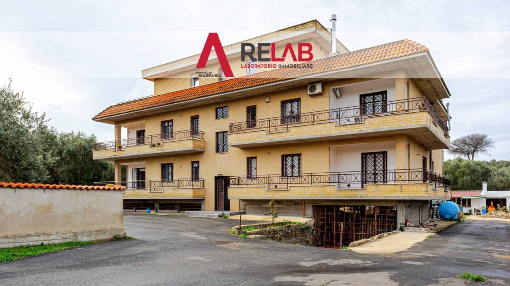 appartamento in vendita a Roma in zona Castel di Leva