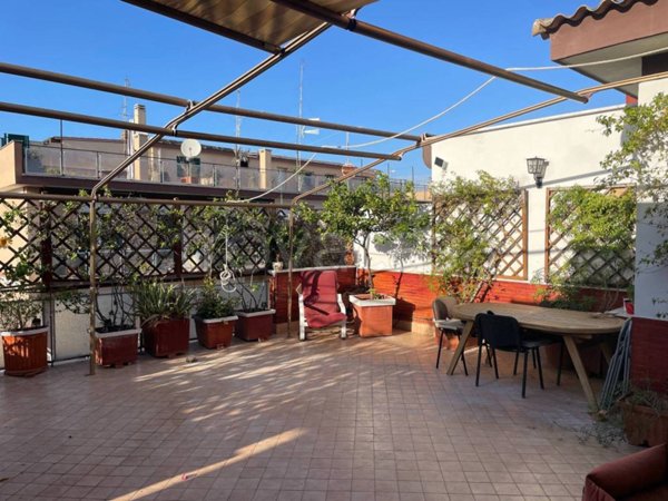 appartamento in vendita a Roma in zona Portuense