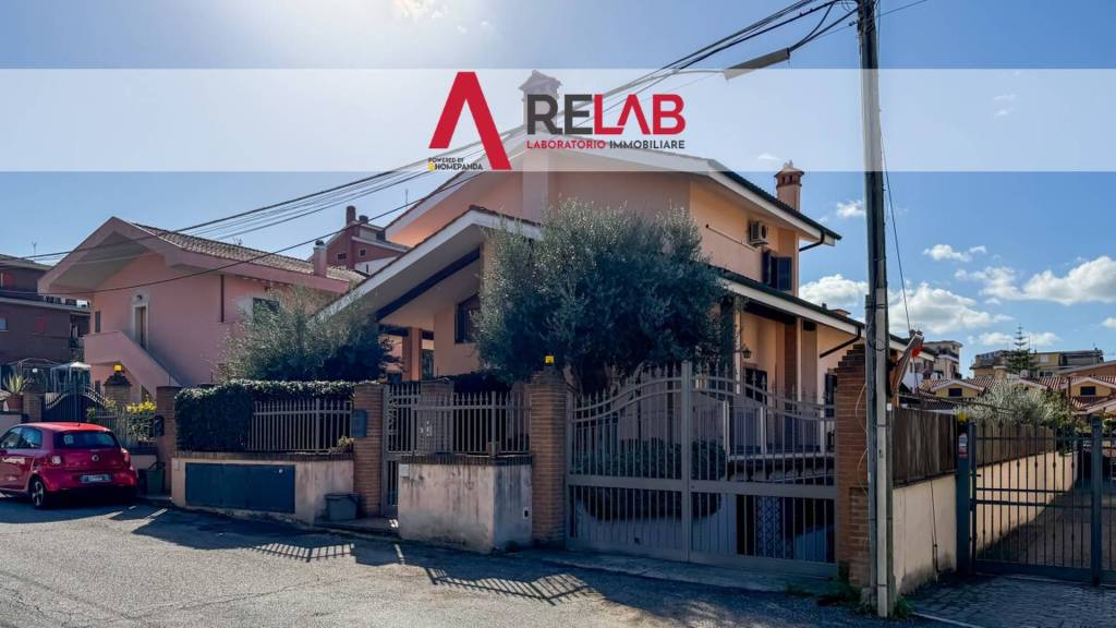 casa indipendente in vendita a Roma in zona Ottavia