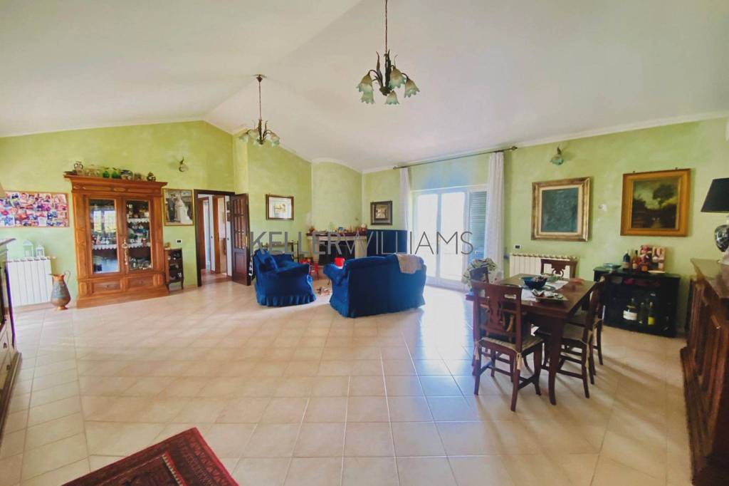 appartamento in vendita a Roma in zona Casalotti