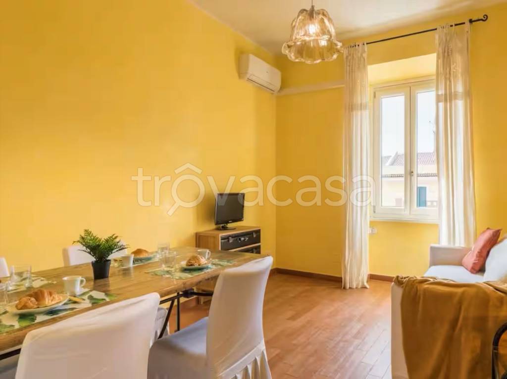 appartamento in vendita a Roma in zona Esquilino