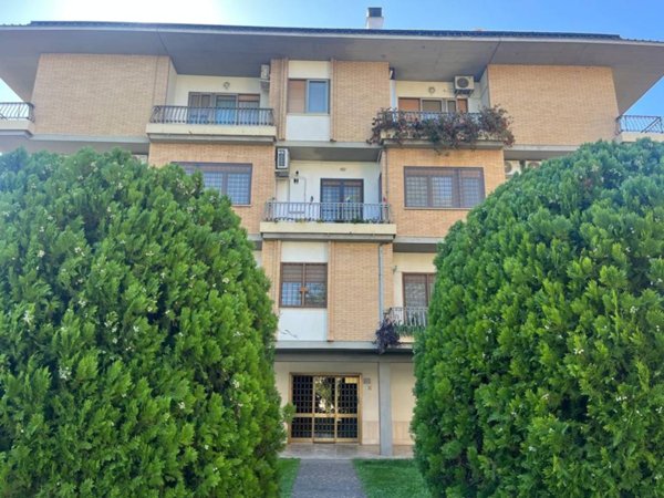 appartamento in vendita a Roma in zona Mezzocammino