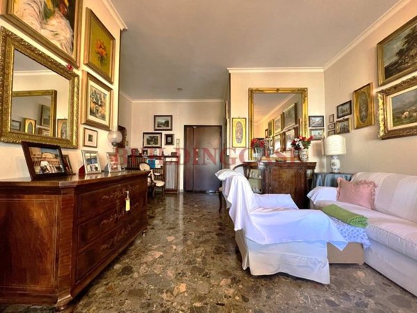 appartamento in vendita a Roma in zona Ardeatino