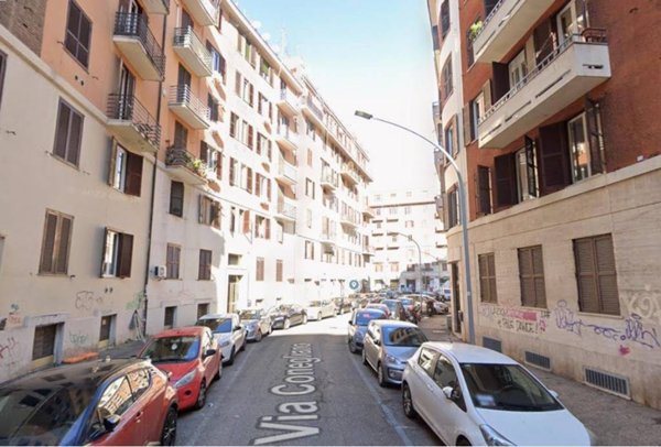 appartamento in vendita a Roma in zona Tuscolano