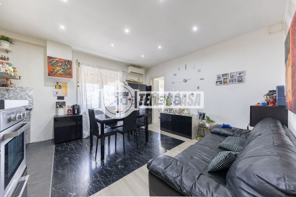 appartamento in vendita a Roma in zona Don Bosco