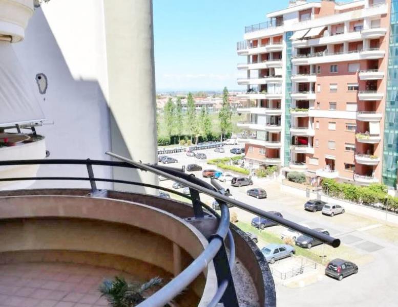 appartamento in vendita a Roma in zona Acilia