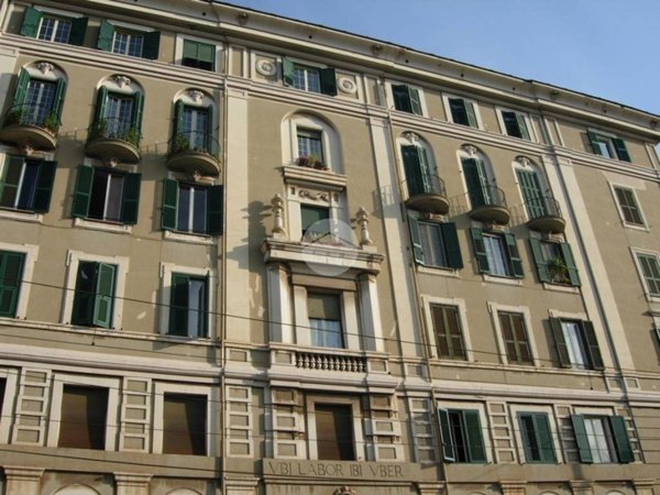 appartamento in vendita a Roma in zona Esquilino