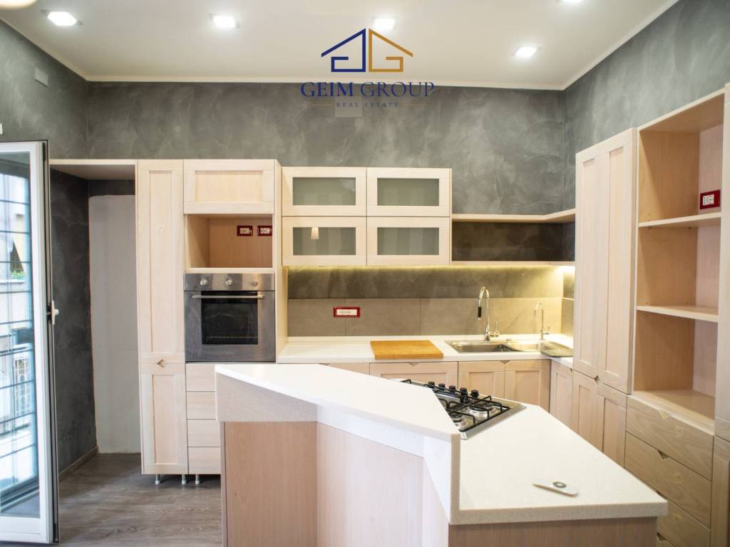 appartamento in vendita a Roma in zona Gianicolense