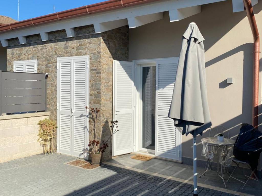 casa indipendente in vendita a Roma in zona Casal Morena