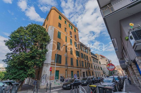 appartamento in vendita a Roma in zona Tuscolano