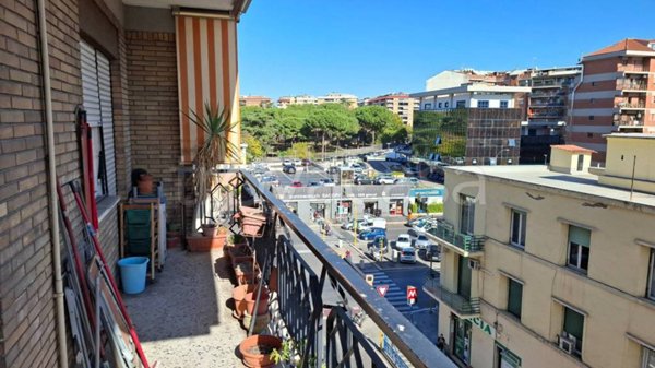 appartamento in vendita a Roma in zona Tuscolano